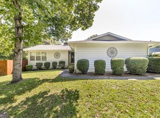 101 Lake Front Dr, Warner Robins, GA 31088