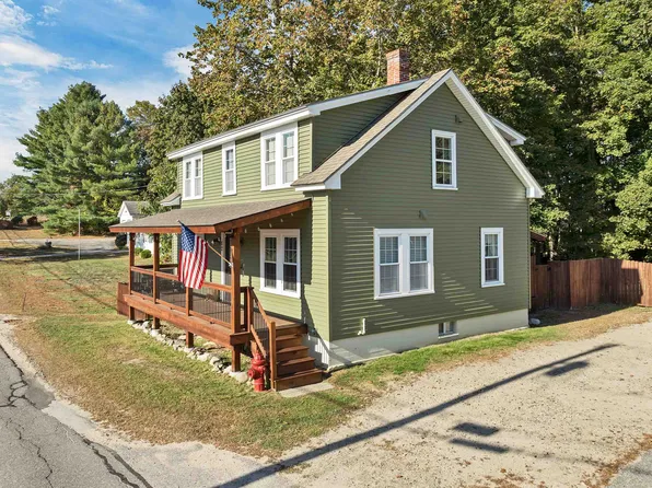 82 Bay Street, Wolfeboro, NH 03894