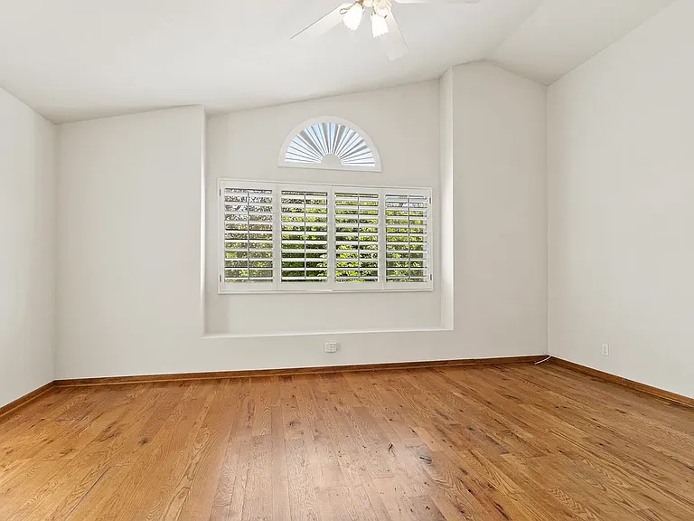 29346 Castle Rd — Photo 12