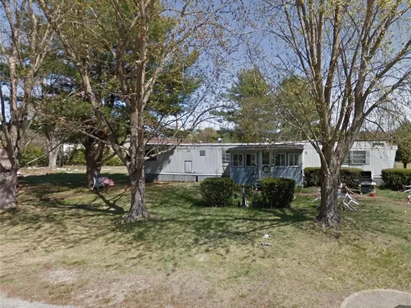 20 Valiant Dr, Coventry, RI 02816