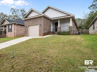 1201 Forest Glen Dr W, Mobile, AL 36618