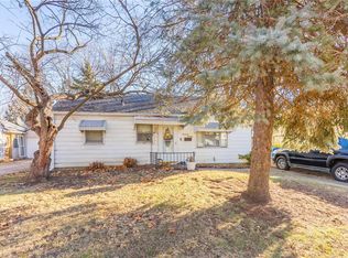 1913 59th St, Des Moines, IA 50322