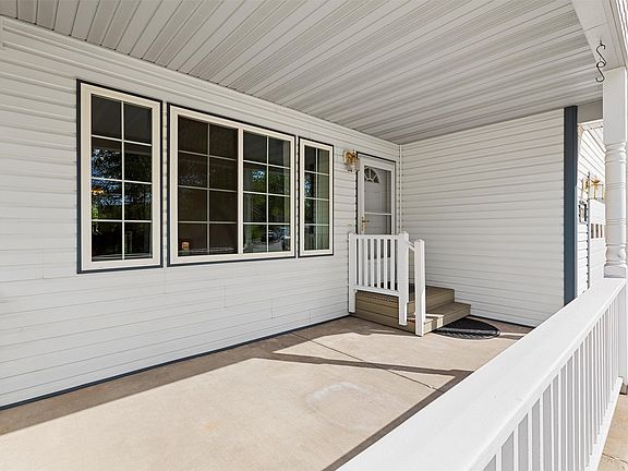 3rd image of 2676 Quinn Ct