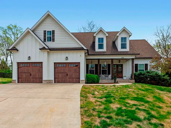 301 McIntyre St, Bowling Green, KY 42101