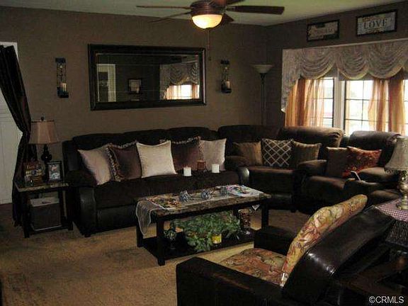 3rd image of 4569 Eastbrook Ave