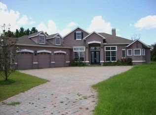 2206 Princess Julia Ln, Lutz, FL 33549