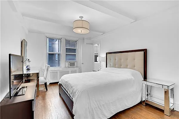 Sold by Engel & Völkers New York City | media 6
