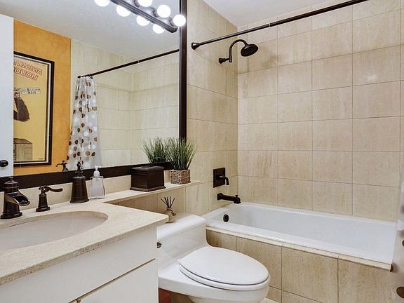 5th image of 250 W 89th St APT 6B