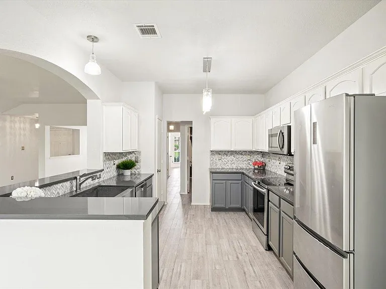416 Ponderosa Trl — Photo 13
