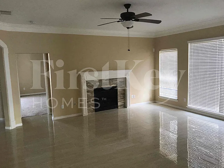 18222 Noble Forest Dr — Photo 5