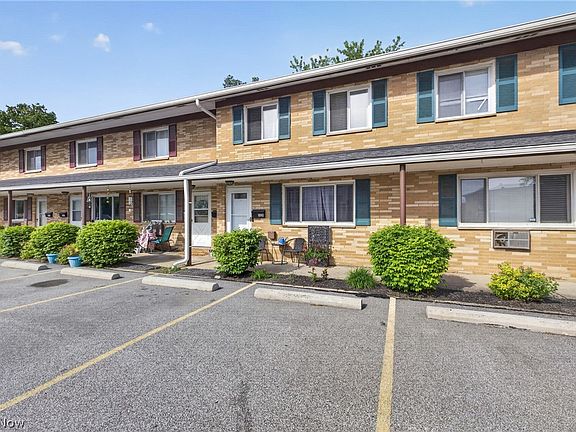 4th image of 1529 Lee Terrace Dr
