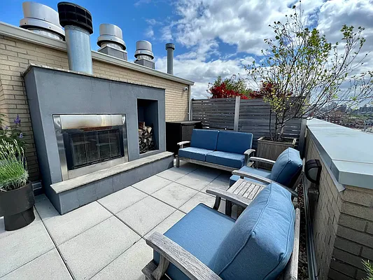 Rented by Evans Real Estate | media 14