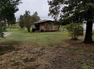 249 Village Rd, Converse, LA 71419