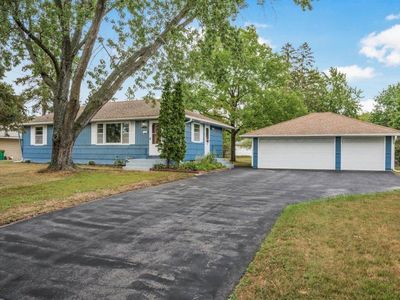 7208 Florida Ave N, Brooklyn Park, MN, 55428