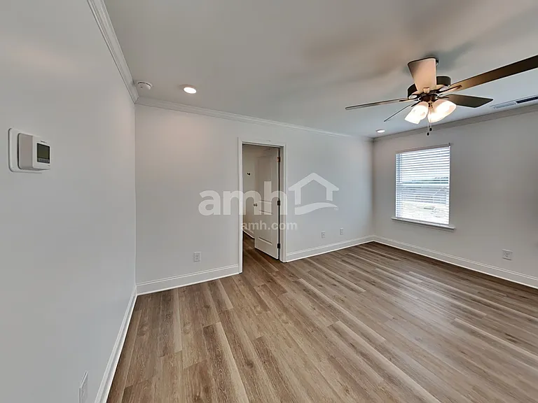 665 Summit View Ln — Photo 12