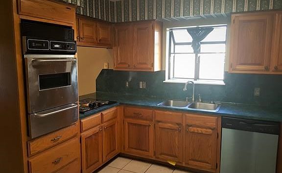 5th image of 104 Kona Dr