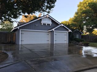 523 W Chennault Ave, Clovis, CA 93611