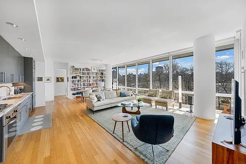 111 Central Park N #4C Photo 1