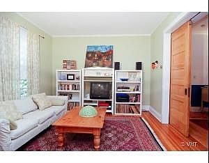 3rd image of 3445 N Janssen Ave