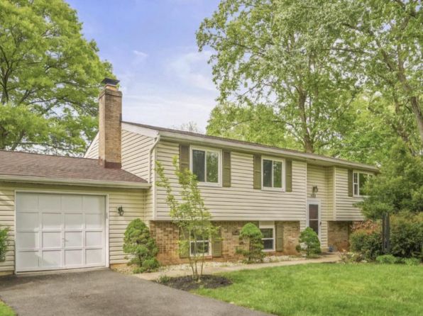 9001 Bannister Ln