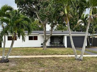 950 E Dayton Cir, Fort Lauderdale, FL 33312