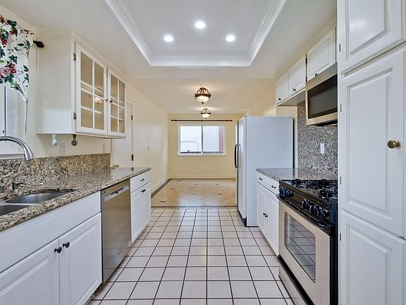 3rd image of 2161 Petersburg Dr