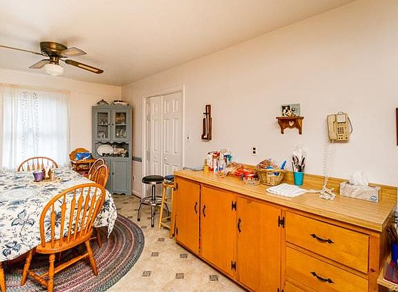 5th image of 7503 Mayland Dr