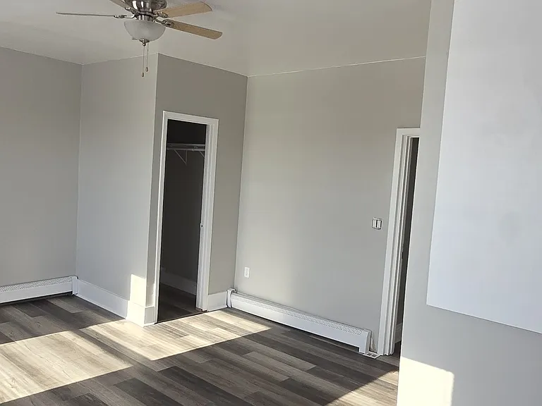 822 E River Dr #2 — Photo 9
