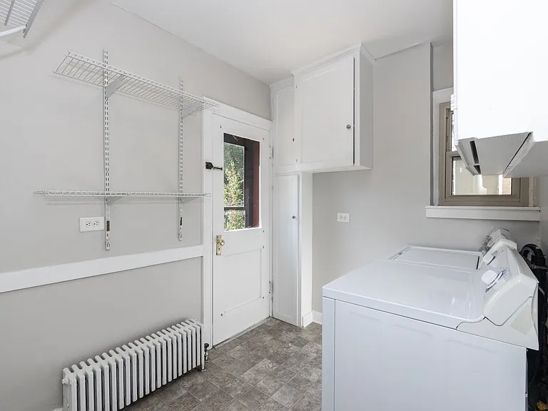 1137 E 10th Ave — Photo 36