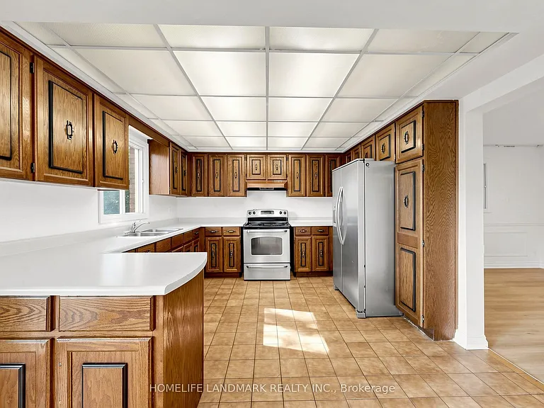 23 Dorian Pl — Photo 14