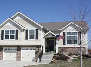 4813 22nd St, Leavenworth, KS 66048