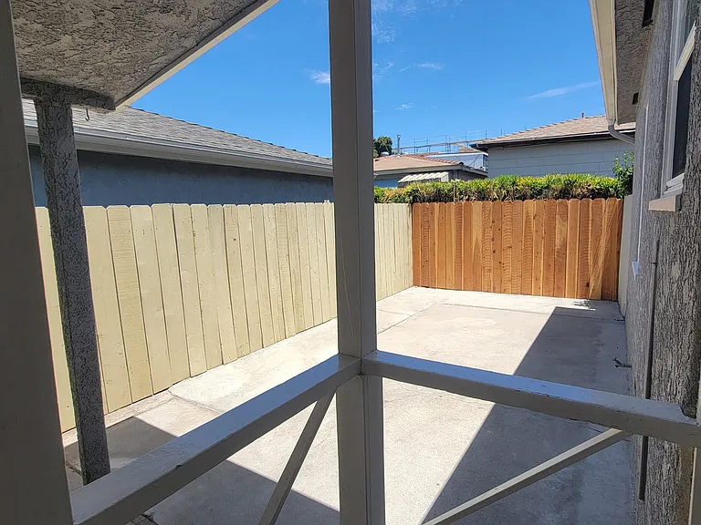 6704 Mohawk St — Photo 19