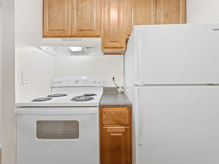 The Hillcrest Apartments — Photo 66
