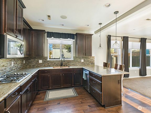 2nd image of 13610 193rd Avenue E