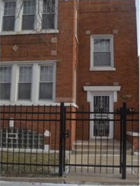 1st image of 6721 S Maplewood Ave #2