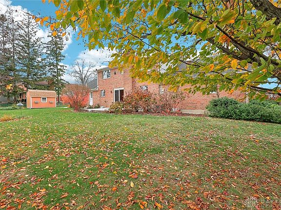 4th image of 237 Southbrook Dr
