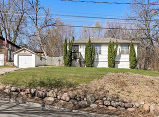 2010 S Union St, Des Moines, IA 50315