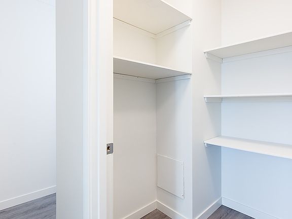 4th image of 18240 84th Ave NW