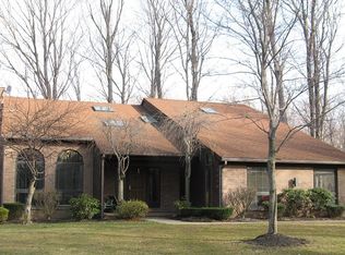 5330 Teakwood Ct, Erie, PA