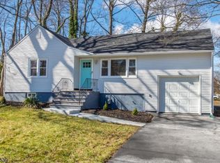 231 King St, Fanwood, NJ 07023
