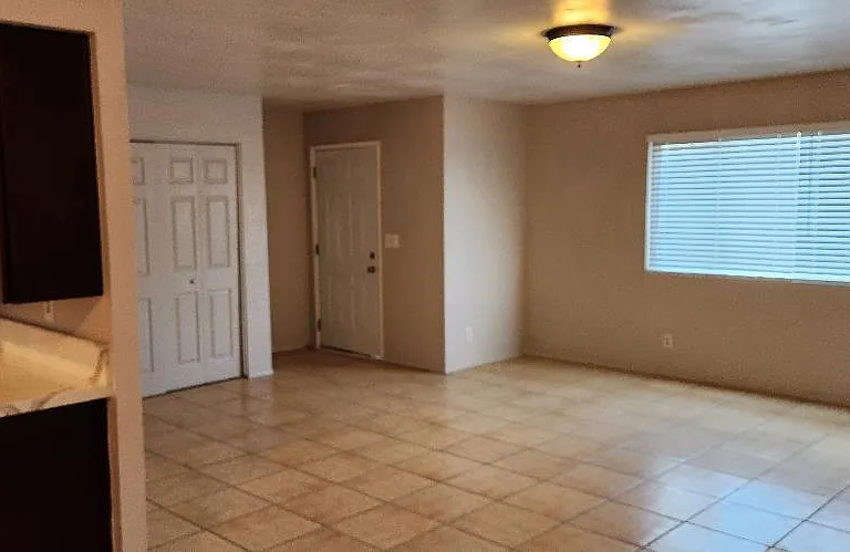2619 Bancroft Dr — Photo 7