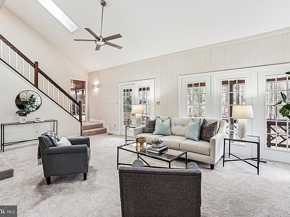4th image of 3831 Charles Stewart Dr