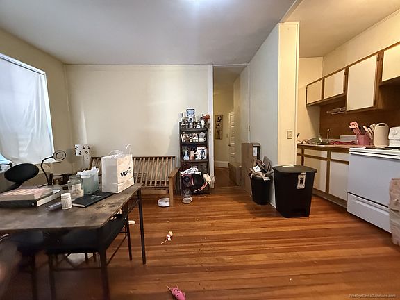 4th image of 73 S Huntington Ave APT 2