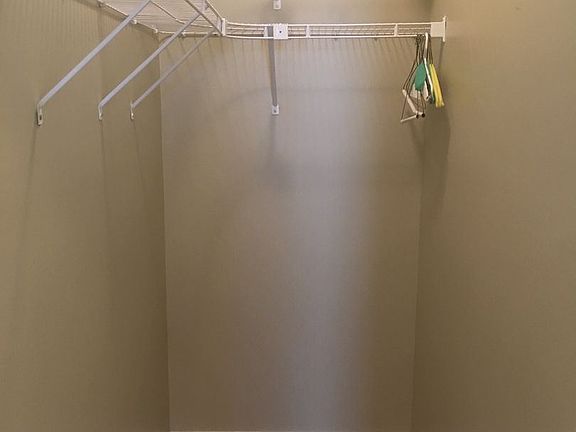5th image of 114 W Washington St APT 107