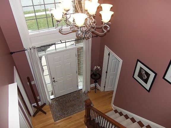 2nd image of 8088 Saybrook Dr