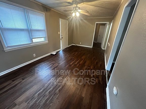 3rd image of 916 N Monroe Ave APT 1-8