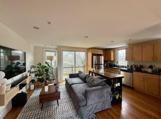 1115 Massachusetts Ave, Cambridge, MA 02138