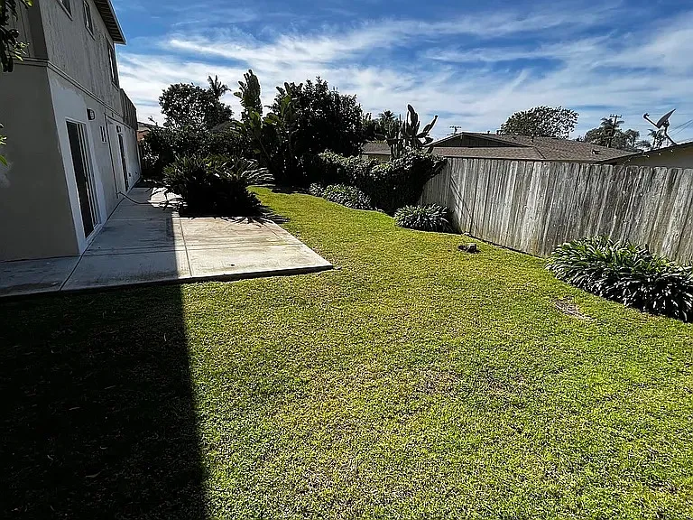 1080 Gardena Rd — Photo 12