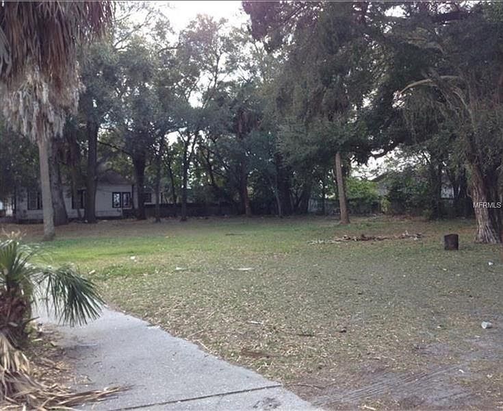 2nd image of 2918 E 18th Ave