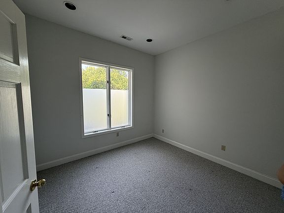 5th image of 7517 Hawkins Creamery Rd #A